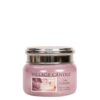 Cozy Cashmere Village Candle Geurkaars Small