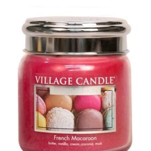 French Macaroon Village Candle Geurkaars Medium