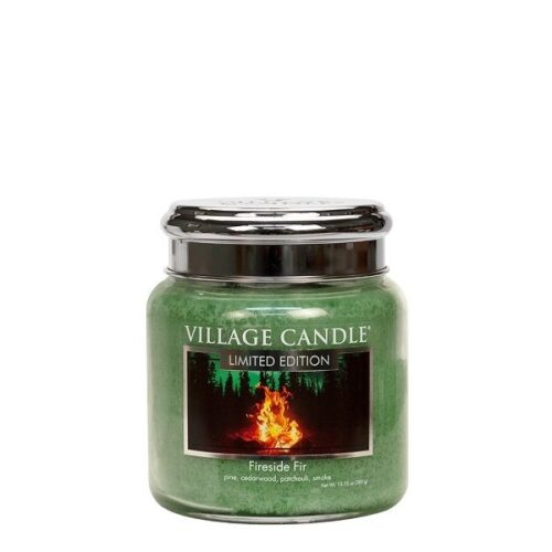 Fireside Fir Village Candle Geurkaars Medium