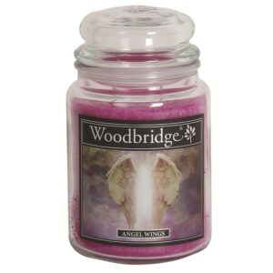 Woodbridge-565gram-large-candle-angel-wings-woodbridge-www-geurenzeepshop-nl
