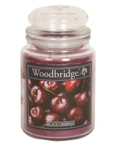 Woodbridge-blackcherries-zwarte-kersen-large-candle-www-geurenzeepshop-nl