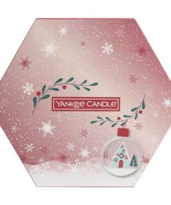 Yankee Candle Snow Globe Wonderland 18 Tealight & Holder