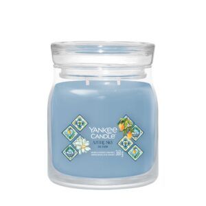 Azure Sky Medium Signature Yankee Candle Geurkaars